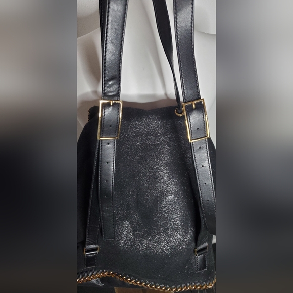🔥🔥STELLA McCARTNEY-faux brushed-leather backpack-whipstiched gold chain trim. - Picture 4 of 13